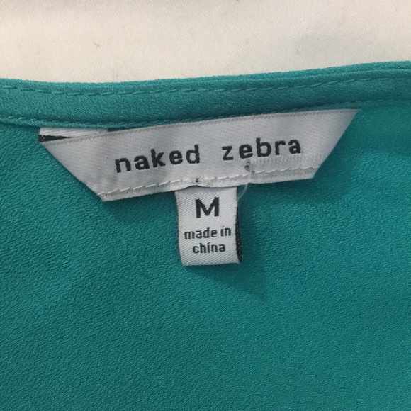 Short sleeve teal blouse with back button closure - Picture 4 of 5